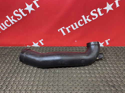 Патрубок воздушного фильтра 2020г