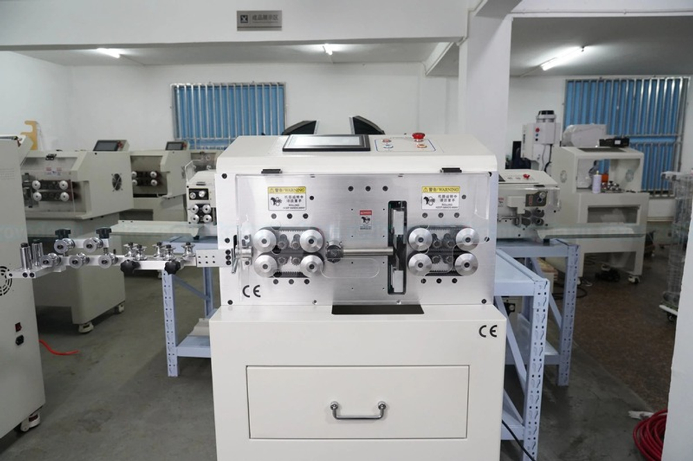 Станок для резки и зачистки провода MIR-RZ-90-PRO