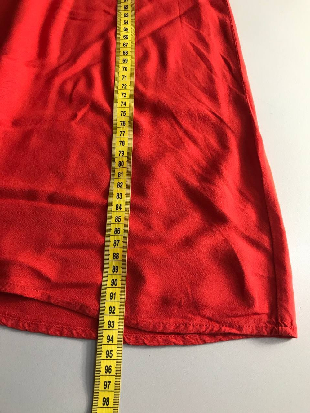 Платье H&M для городских будней, маркировка 36, визуально на 42 размер