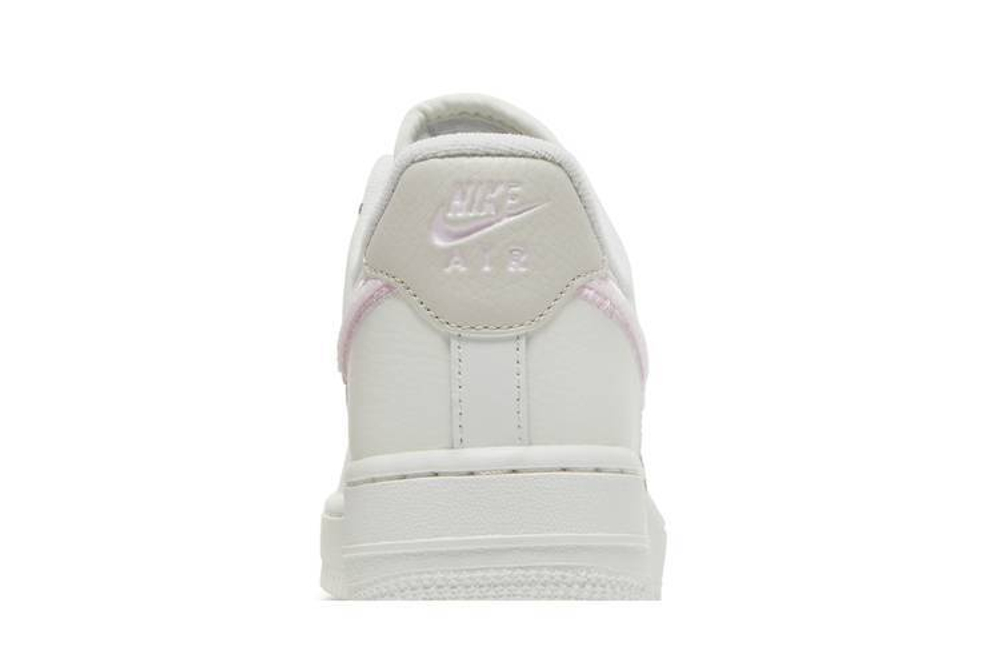 Кроссовки Nike Air Force 1 Low "Chenille Swoosh" (Женская размерная сетка)