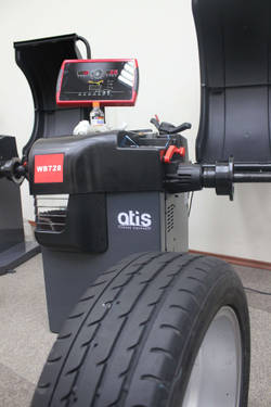 WB728 Балансировочный станок