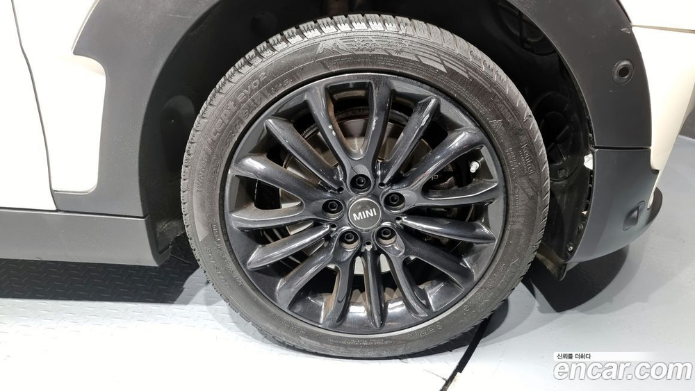 Mini Cooper D Clubman High (05.2020)