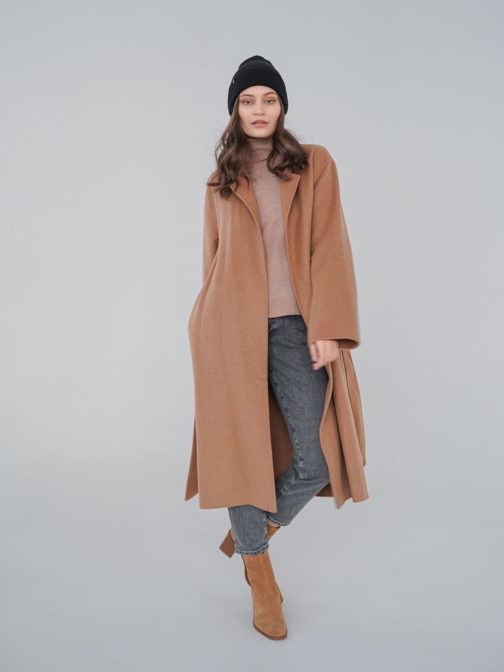 Шапка вязаная весенняя/осенняя МУЛА (ЧЕРНЫЙ)