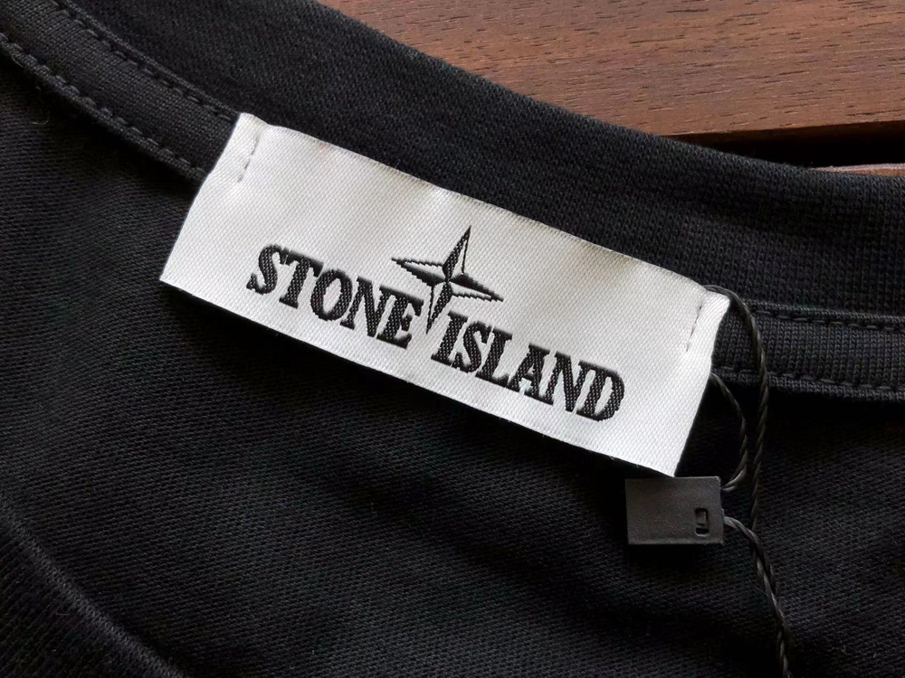 Заказать в Москве футболку Stone Island