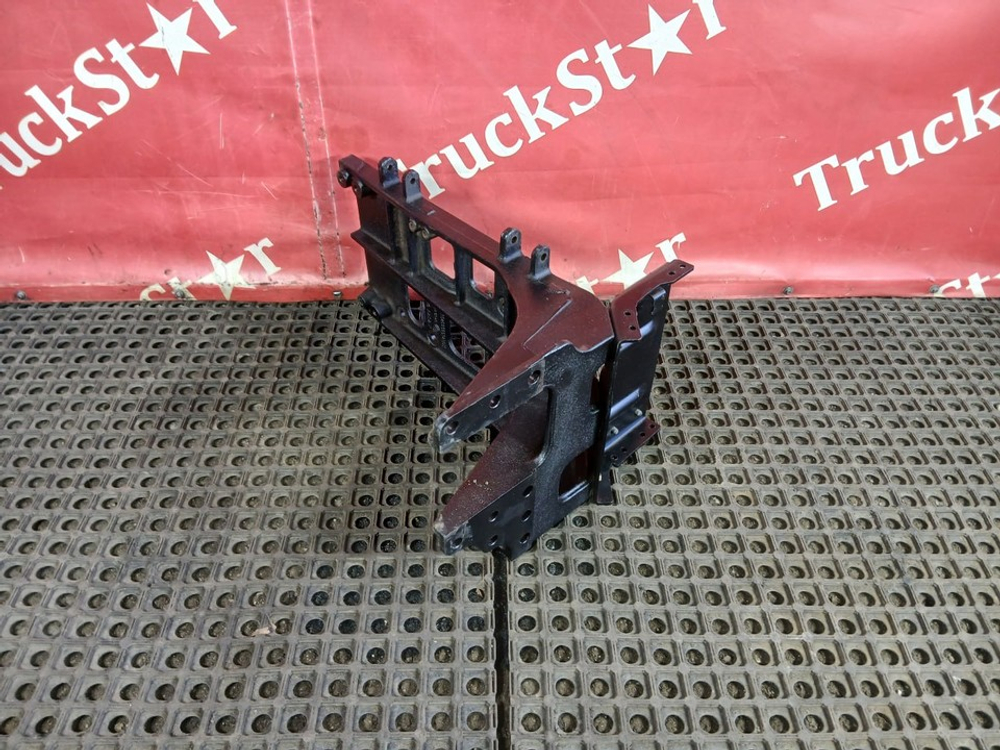 Кронштейн бака AdBlue 2023г