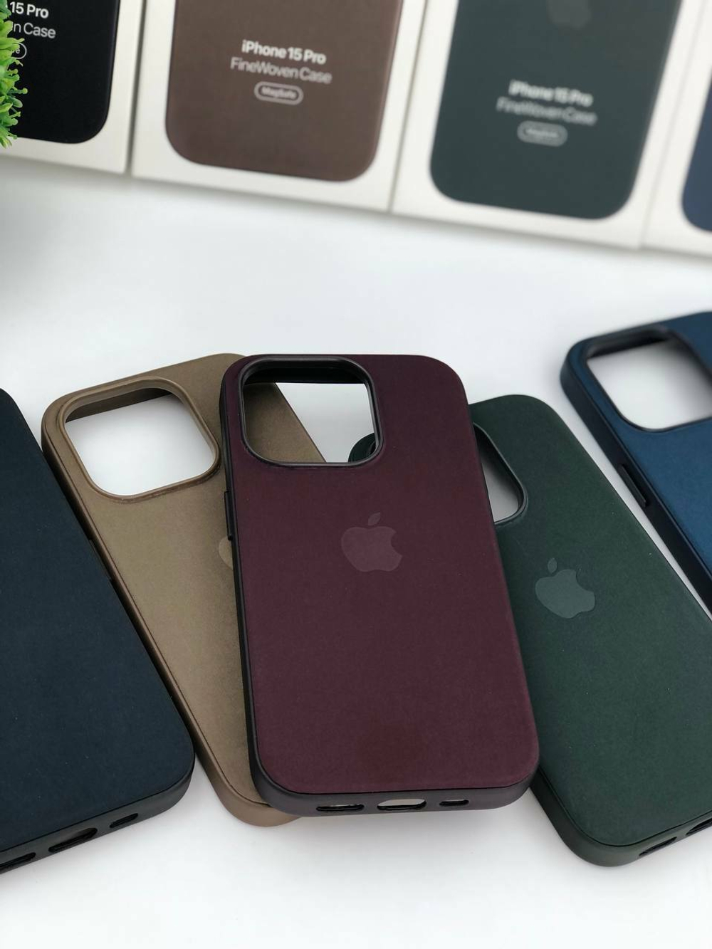 Fine Woven для iPhone 15