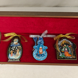 Набор из 3-х ёлочных игрушек "Русская зима" с росписью Палех