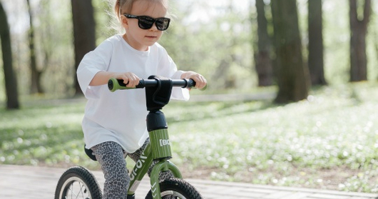 Развивающие беговелы