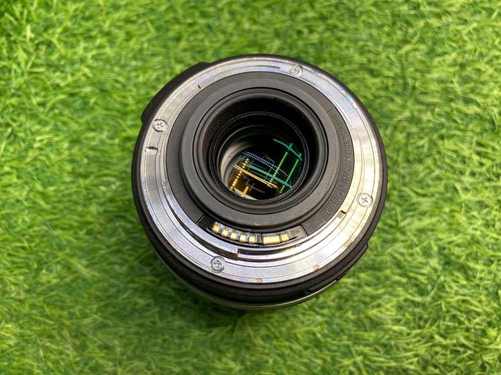 Canon EF-S 18-200mm 3.5-5.6 IS