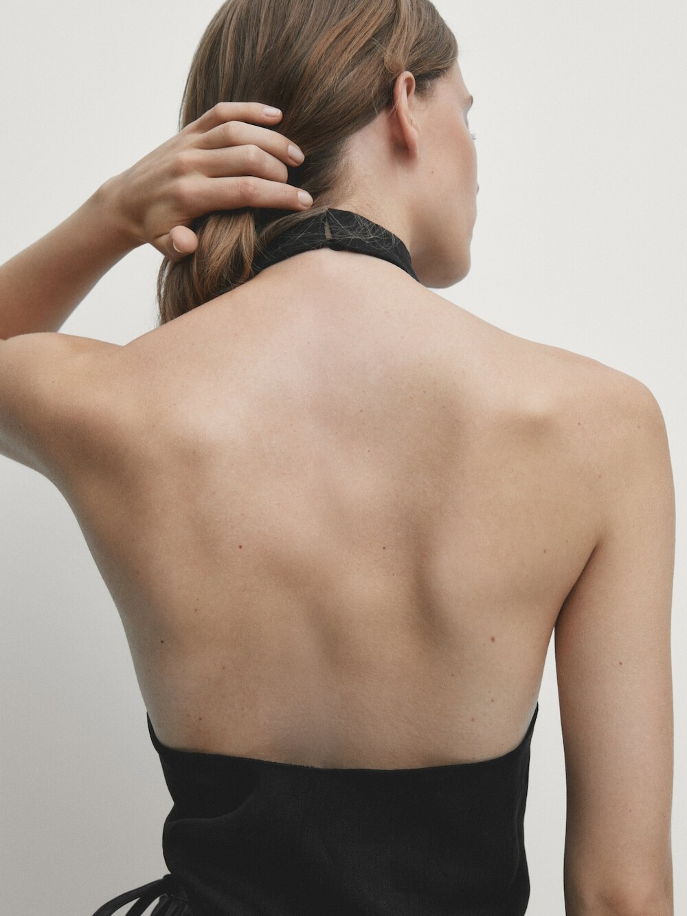 Massimo Dutti Топ с горловиной халтер и сборками, черный