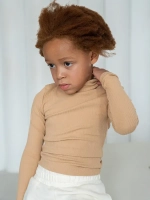 Бежевый лонгслив для девочки