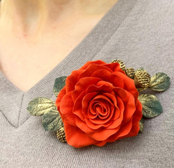 Броши: Брошь Роза