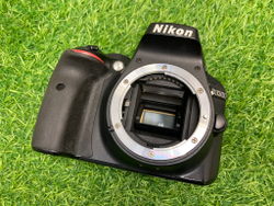 Nikon D3300 Kit 18-55mm VR II 39.000 кадров