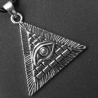 Кулон Иллюминат