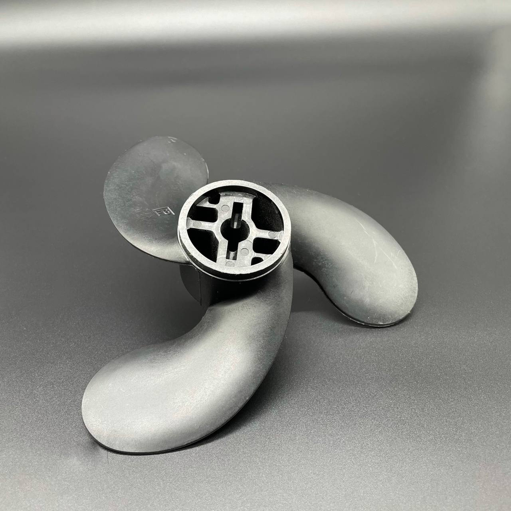 Гребной винт Tohatsu 2.5-3.5 (3x7-1/4x6) (Пластик)