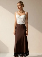 Юбка атласная с кружевом