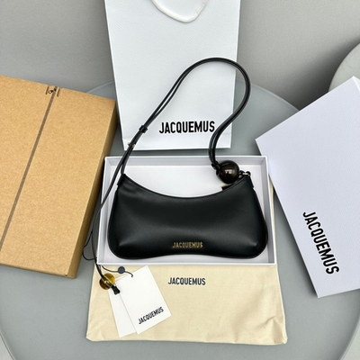Jacquemus Le Bisou 27 cm