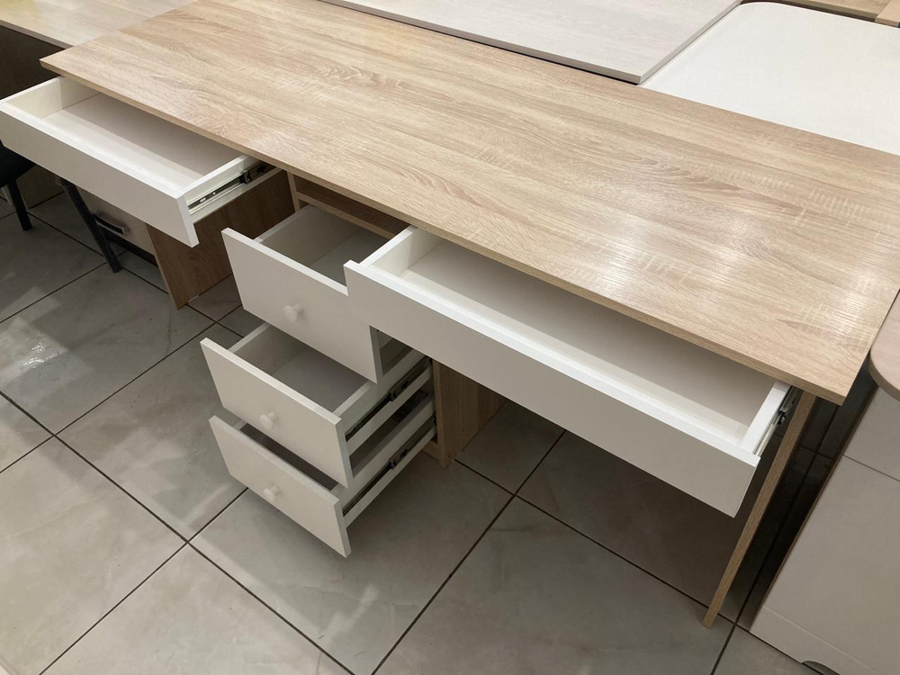 Стол письменный В-5 дуб сонома/белый