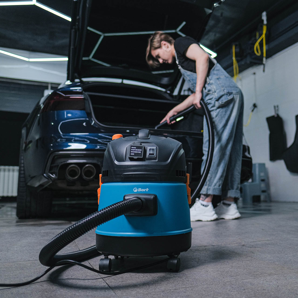 Пылесос для сухой и влажной уборки BORT BSS-1220-M