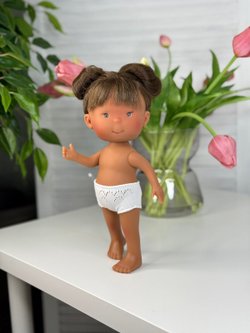 Кукла Nines виниловая 30см PIPPA LATINA без одежды (2899WL3)