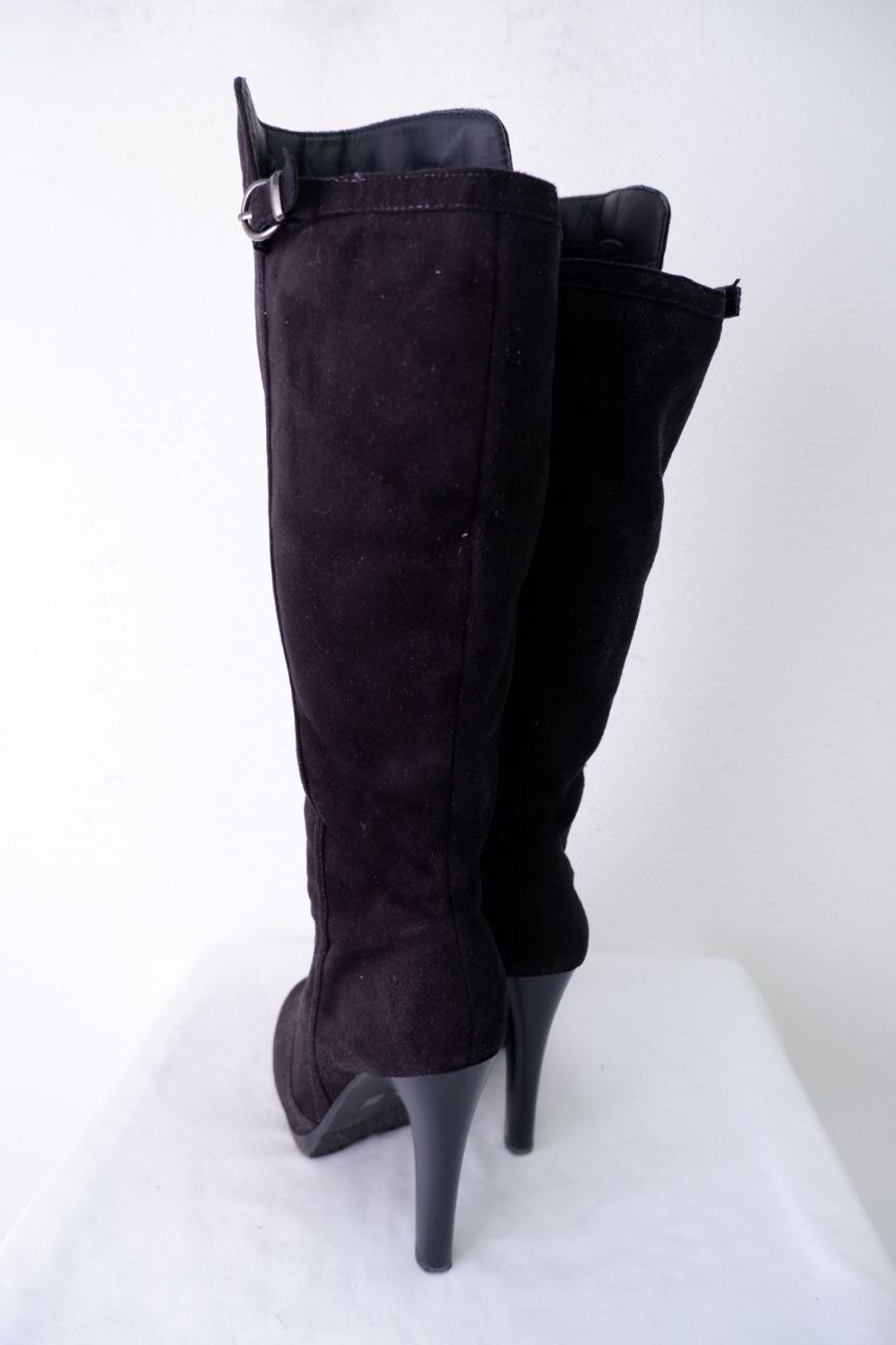 Сапоги Stesso зимние 38 размер