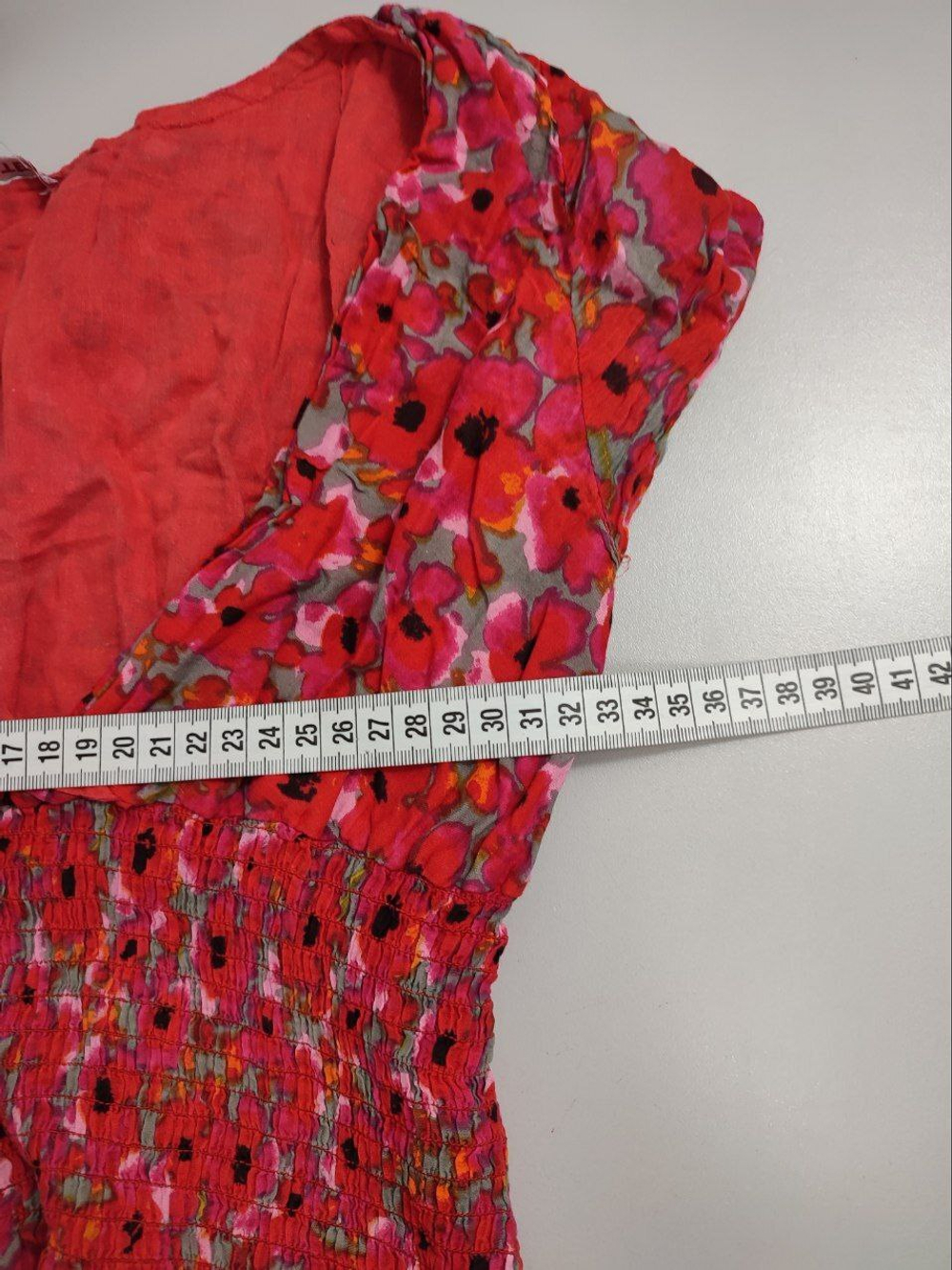 Платье Твоё с цветочным принтом 44 размер