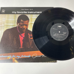 Винтажная виниловая пластинка LP Oscar Peterson My Favorite Instrument (Japan 1978) (No Obi)