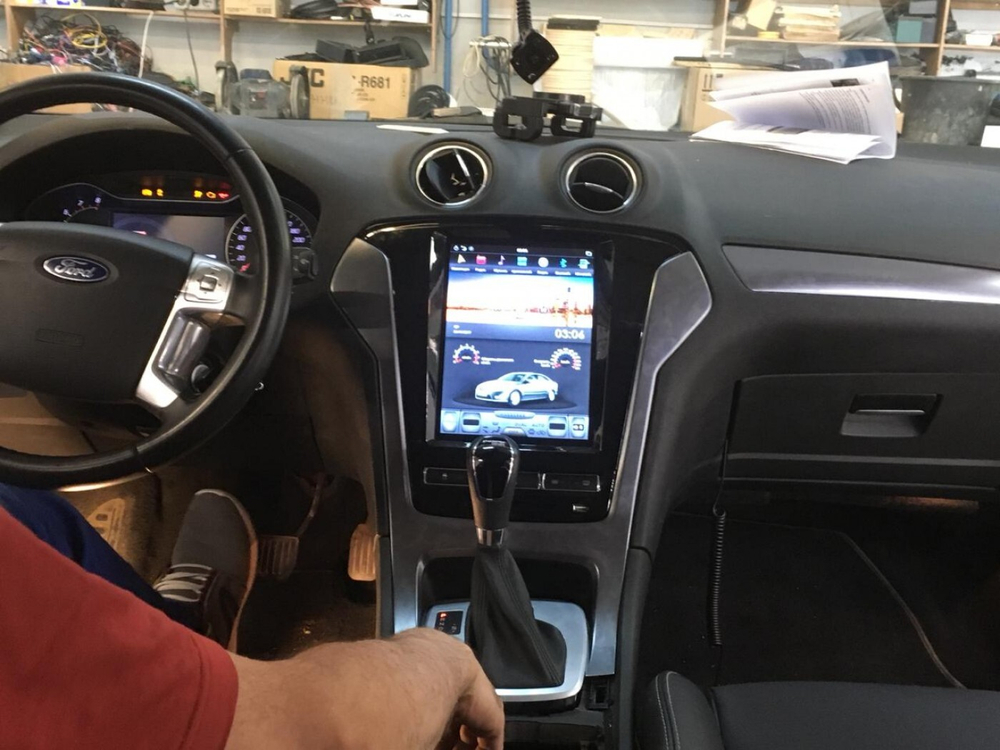 Магнитола для Ford Mondeo 4 2010-2014 (с климатом) - Carmedia ZF-1052A-Q6 вертикальный экран в стиле "Тесла" на Android 11, 8Гб+128Гб, CarPlay, 4G SIM-слот