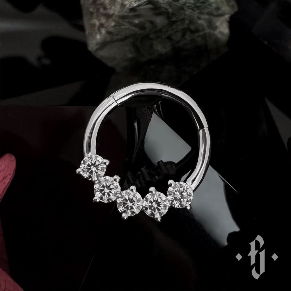 Кликер &quot;Elegance&quot; - Белое золото - White CZ