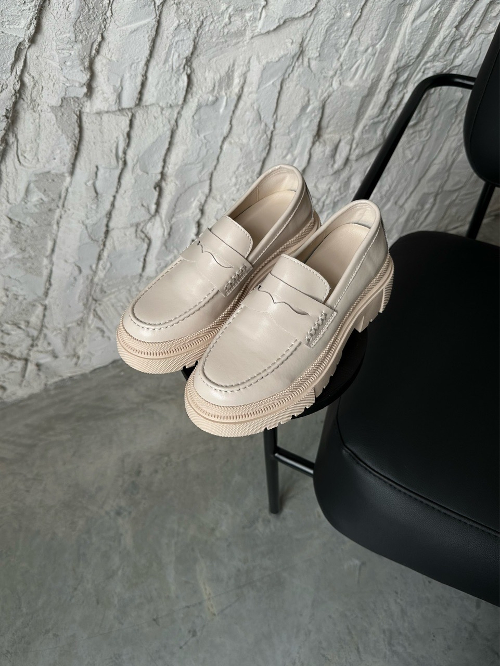 Лоферы из натуральной кожи