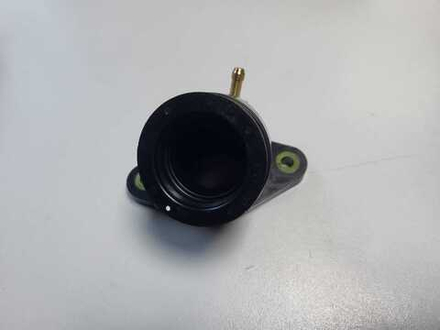 патрубок Yamaha XVS400 Drag Star 4TR-13586-01-00