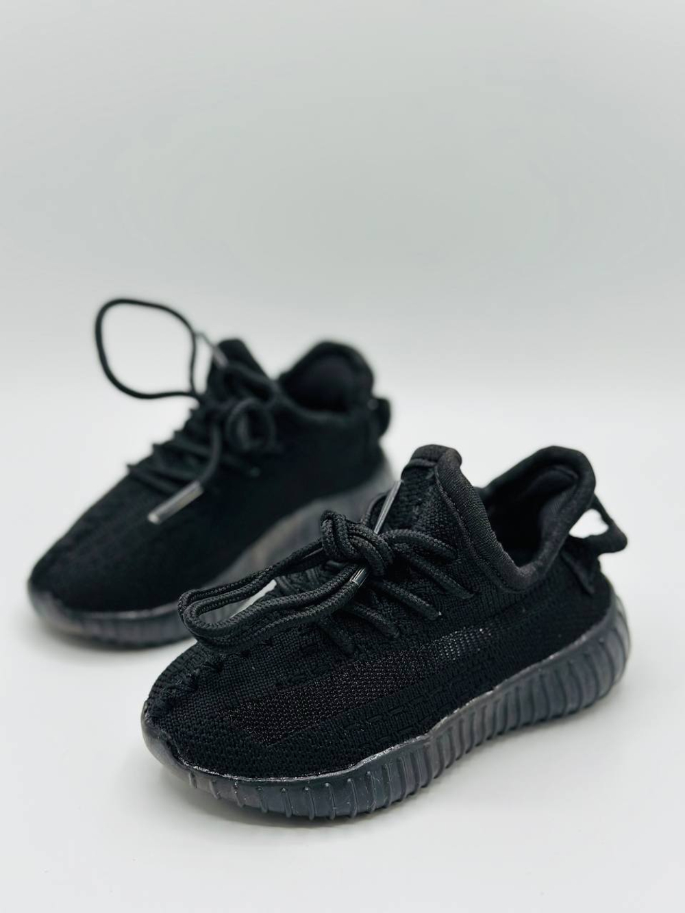 Детские кроссовки Yeezy Pro