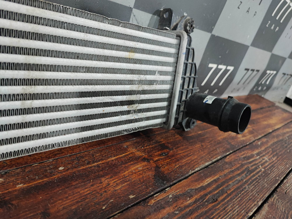 Интеркулер Tank 300 21-нв Б/У Оригинал 1119105XKM01A