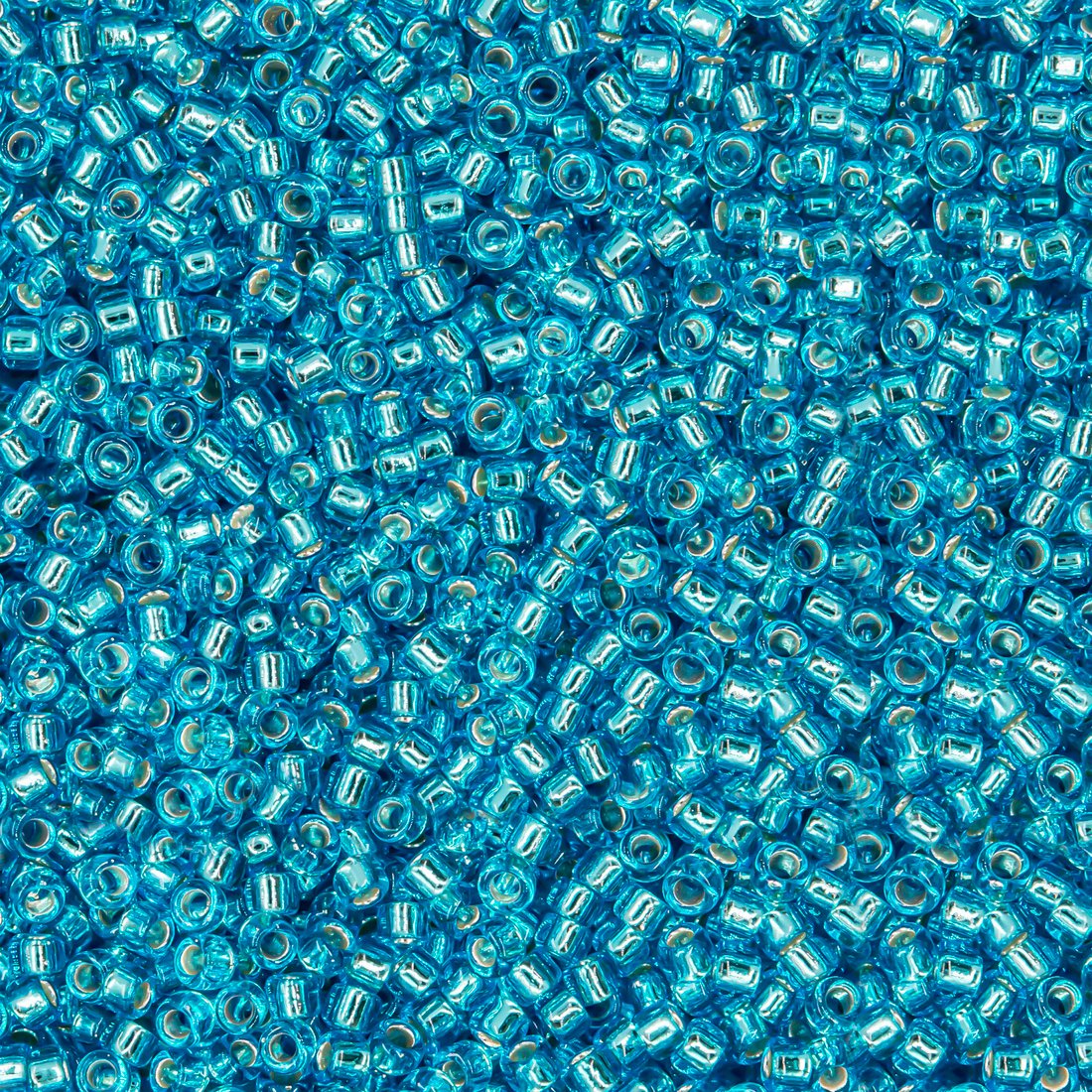 Японский бисер TOHO Round 15/0 (№23B), с внутренним серебрением, прозрачный