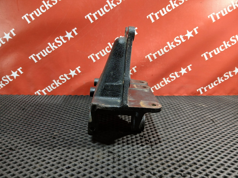 Кронштейн рессоры передней левый 2023г.