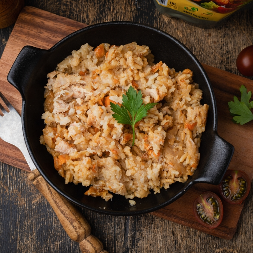 Цыпленок с рисом и овощным соусом Кронидов