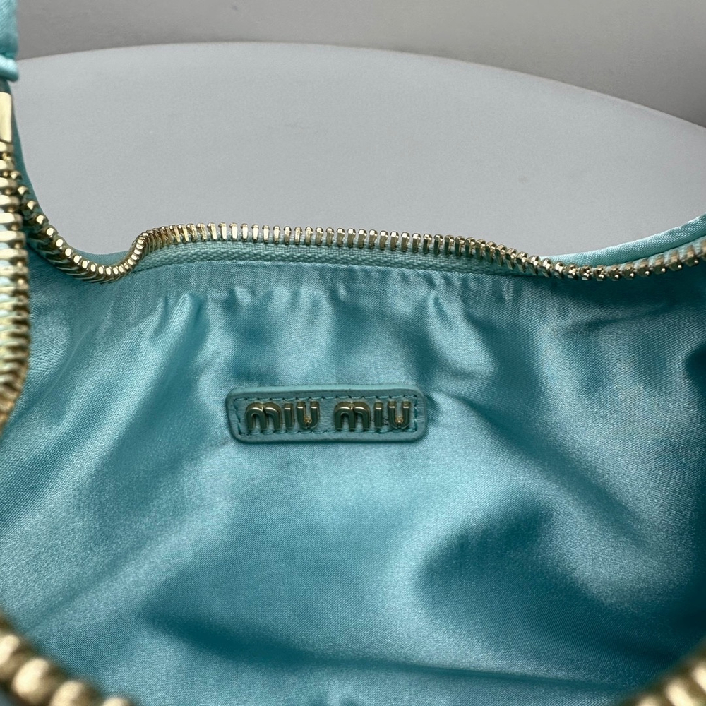 Miu Miu Wander Hobo Bag 20 cm