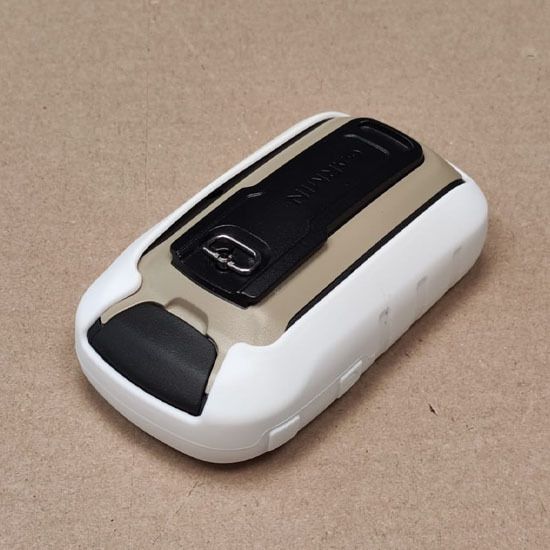 Чехол для Garmin eTrex силиконовый бампер (Белый)