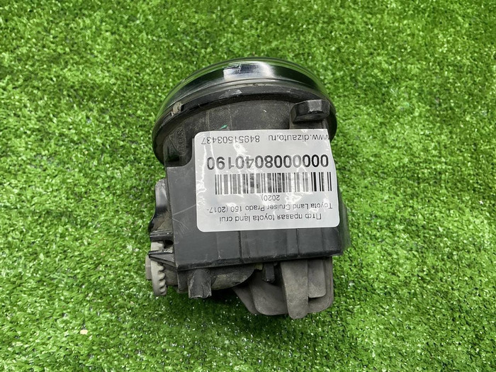 ПТФ правая Toyota Land Cruiser Prado 150 (2017-н.в.) LED