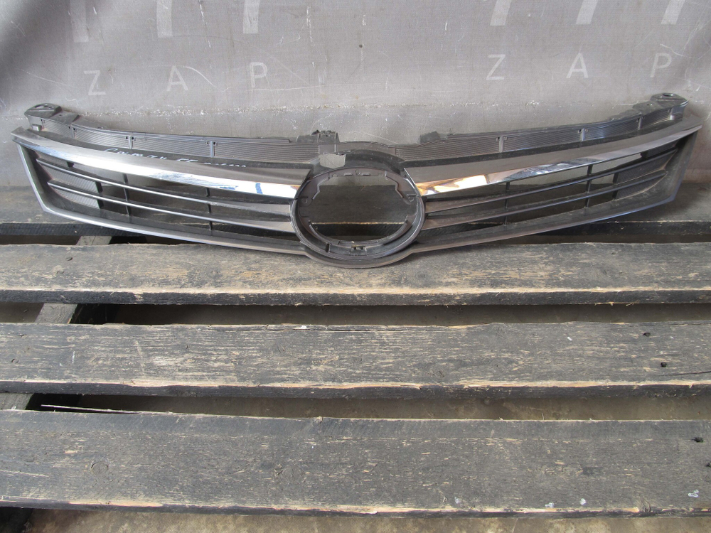 Решетка радиатора Toyota Camry (XV55) 14-17 Б/У Оригинал 5310133510