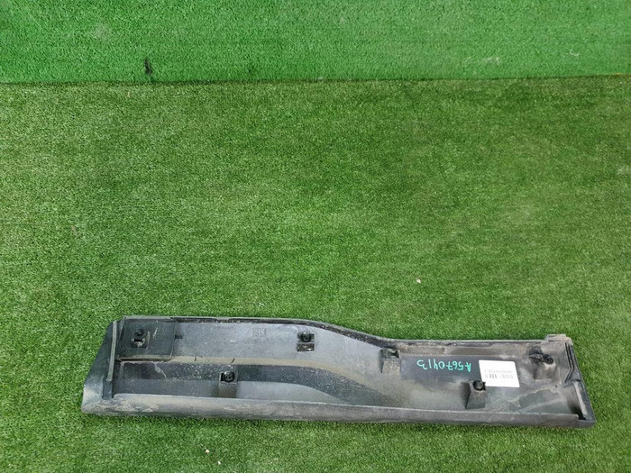 Накладка двери задняя правая Subaru Forester 5 SK (2018-н.в.)