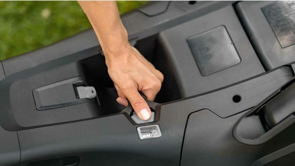 Газонокосилка аккумуляторная BOSCH AdvancedRotak 36-690 06008B9608