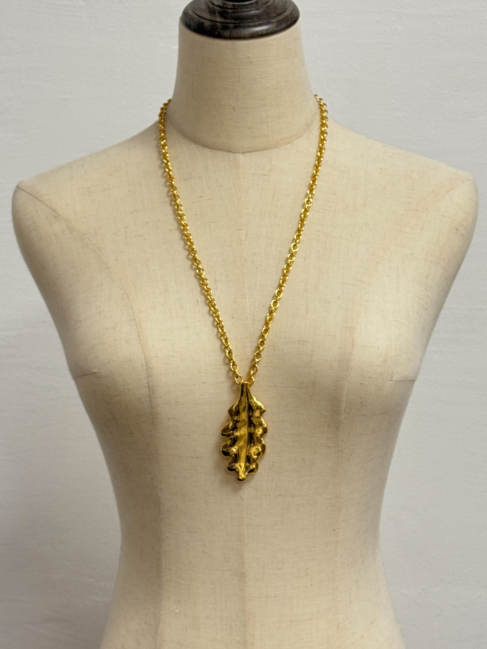 Кулон Листик Moschino