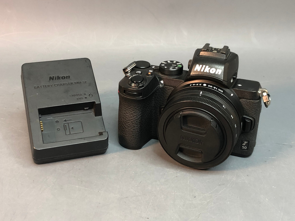 Nikon Z50 Kit Z DX 16-50mm 11.420 кадров,без русского языка