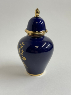 Миниатюрная ваза с крышкой Royal Porzellan Bavaria
