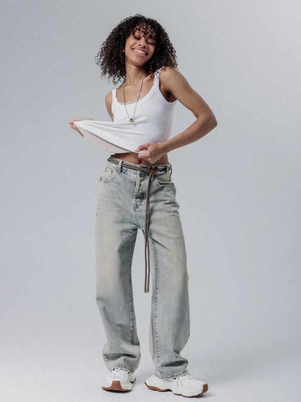 Женские джинсы