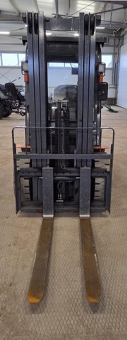 Lonking LG* Вилочный погрузчик LG35DT(Дизельный, 2,7 л, 50 л.с. АТ)