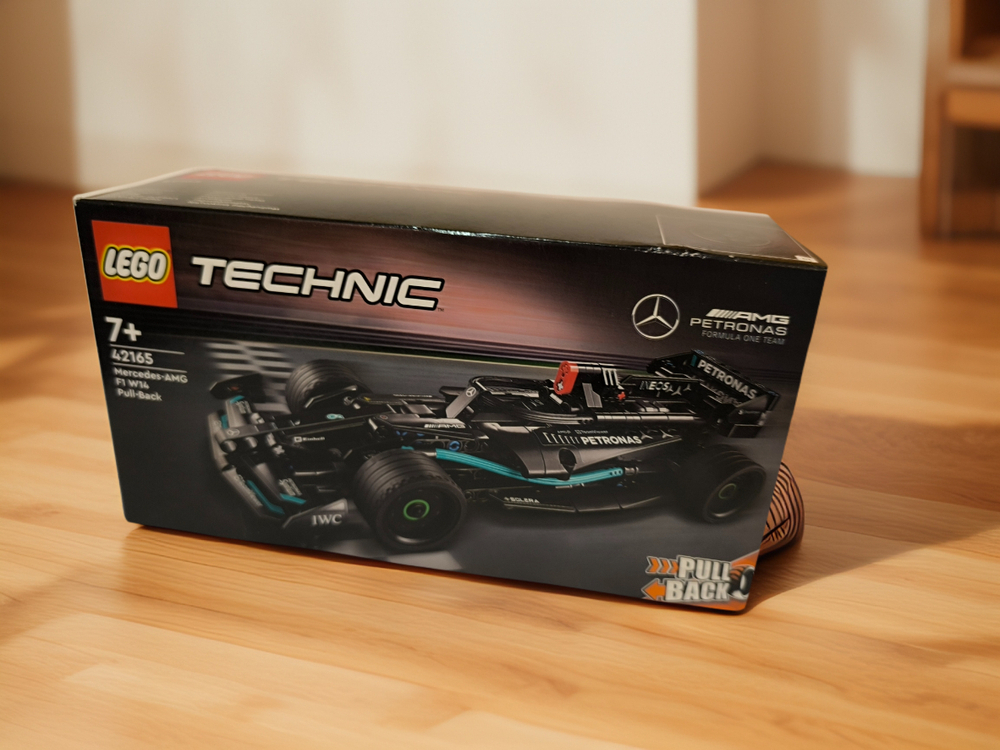 LEGO Technic 42165 Mercedes-AMG F1 W14 E Performance Pull-Back — гоночный болид