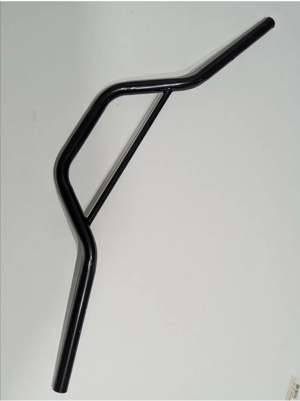 Руль для мотоцикла 22мм, 720мм ширина, цвет черный