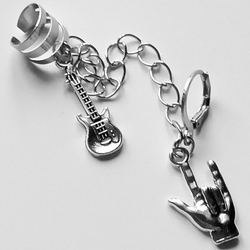 Серьга кольцо с клипсой на цепочке с подвесками "Рок, гитара" для пирсинга уха. Бижутерия.